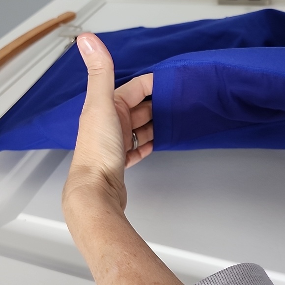 Fabletics PowerHold royal blue workout legging! - Picture 5 of 8